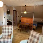 Gold Ribbon Family House 3*