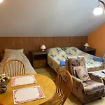 Gold Ribbon Family House 3* Heviz