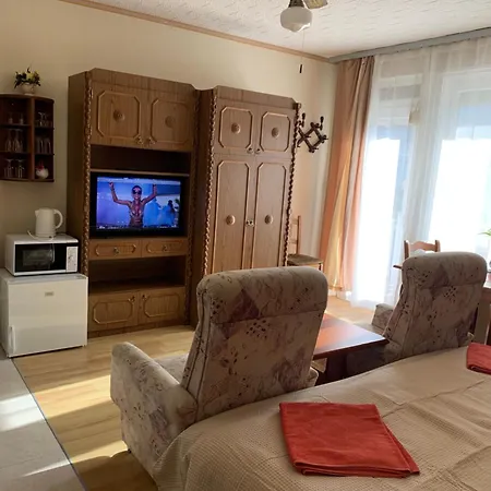 Gold Ribbon Family House 3* Heviz