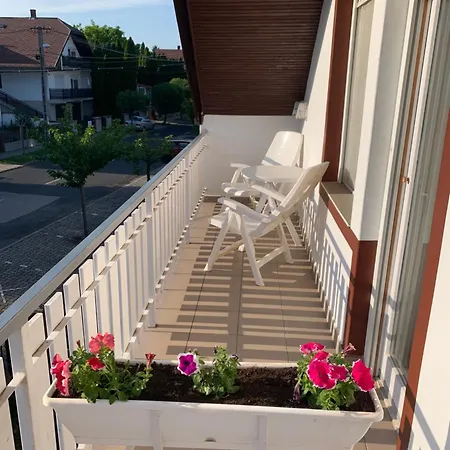 Vendégház Gold Ribbon Family House *