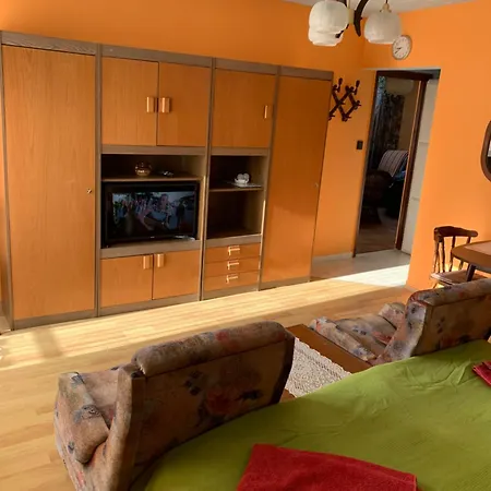 Gold Ribbon Family House Vendégház