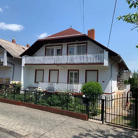 Pensionat Gold Ribbon Family House Hévíz