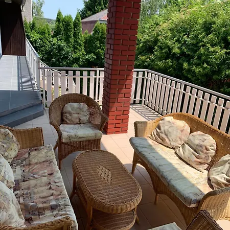 Gold Ribbon Family House 3*