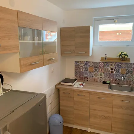Gold Ribbon Family House 3*