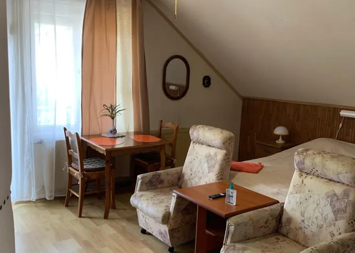 Gold Ribbon Family House 3*