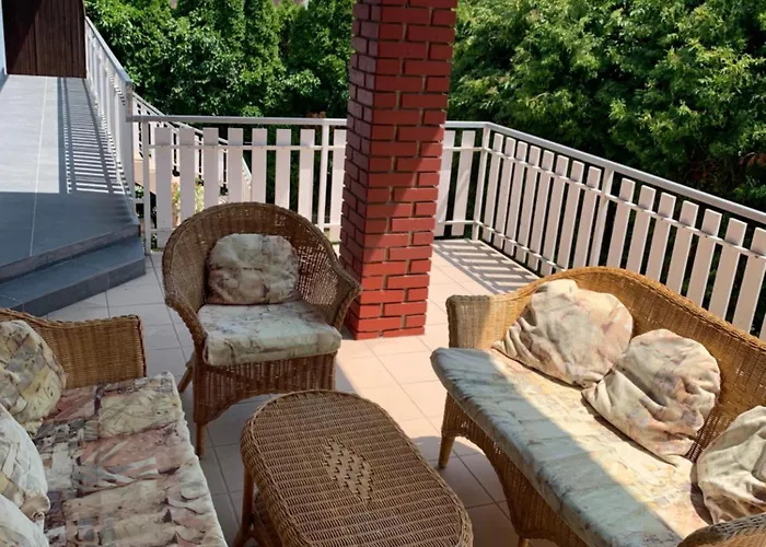 Gold Ribbon Family House 3*