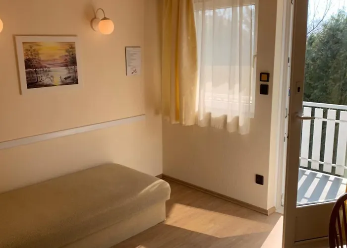 Gold Ribbon Family House